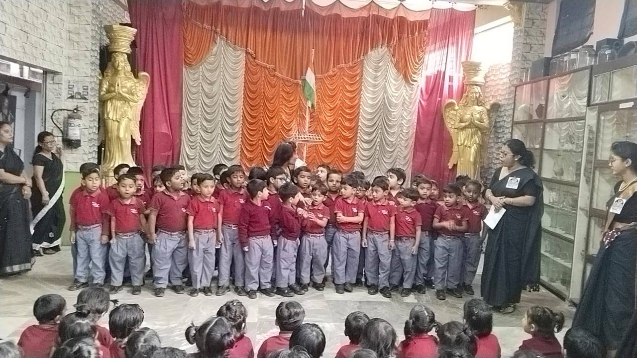 school_prayer_hall Image